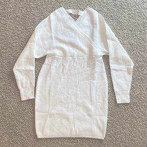 BRAND NEW NEVER WORN White Long Sleeve Short Sweater Dress